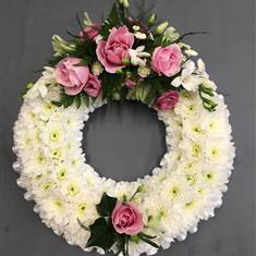 White and pink wreath